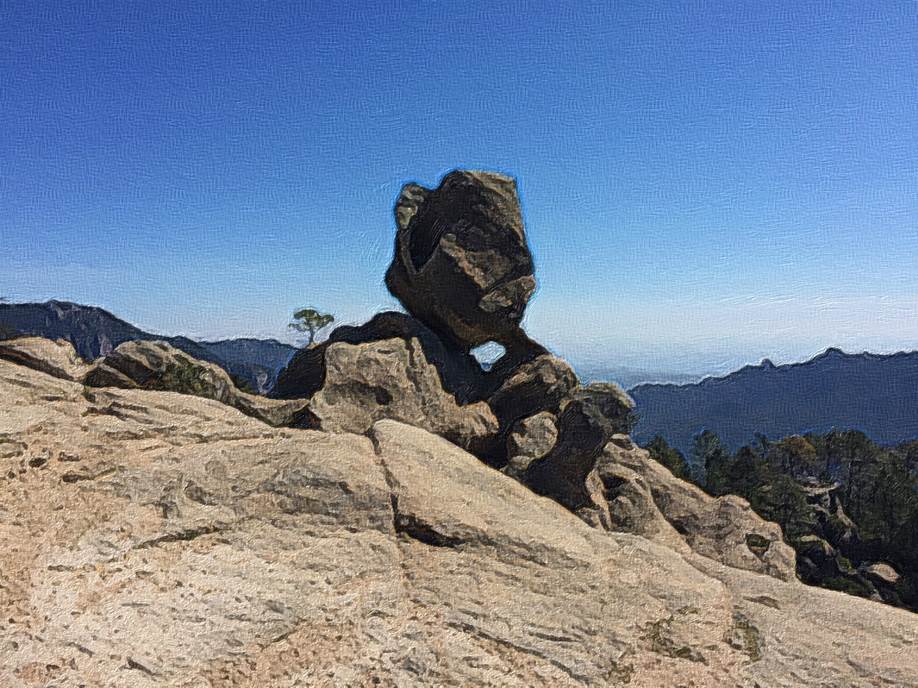 Ein Bild, das draußen, Berg, Rock, Natur enthält.

Automatisch generierte Beschreibung